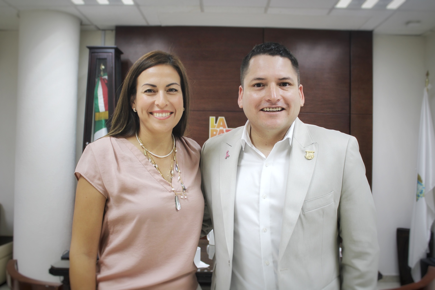 Reunión con mi estimada amiga presidenta municipal de La Paz, Milena Quiroga Romero